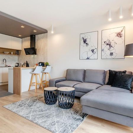 Sky Home- Ilumino Apartment -Centrum, Parking, Klimatyzacja, Dostep Na Kod 罗兹 外观 照片