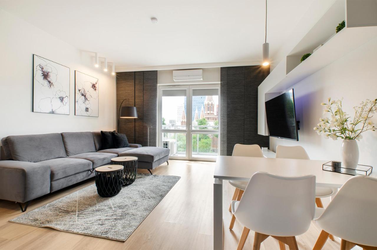 Sky Home- Ilumino Apartment -Centrum, Parking, Klimatyzacja, Dostep Na Kod 罗兹 外观 照片