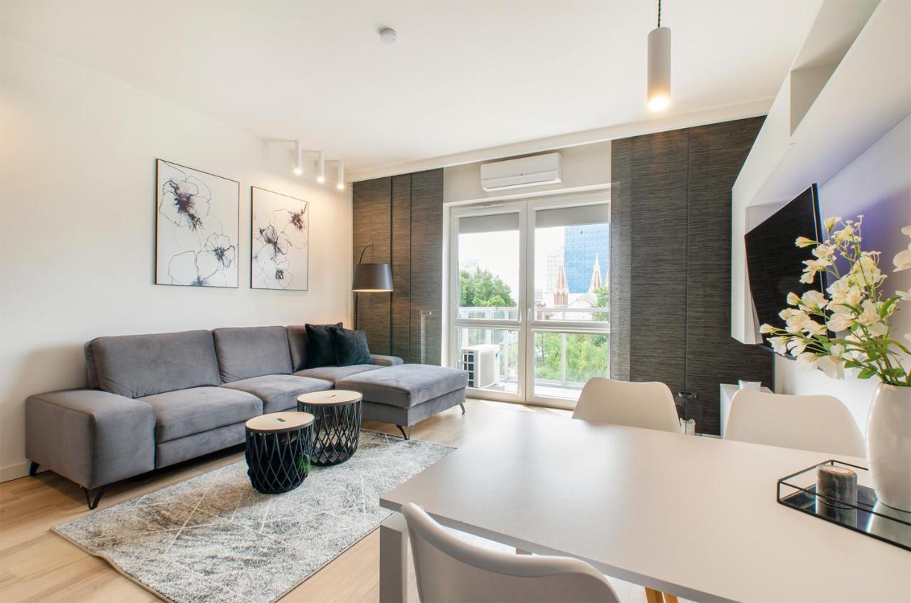 Sky Home- Ilumino Apartment -Centrum, Parking, Klimatyzacja, Dostep Na Kod 罗兹 外观 照片